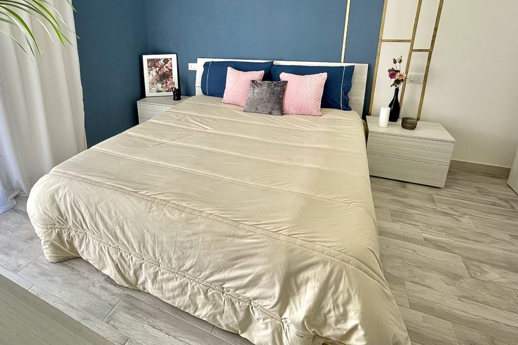 CASA MAGENTA